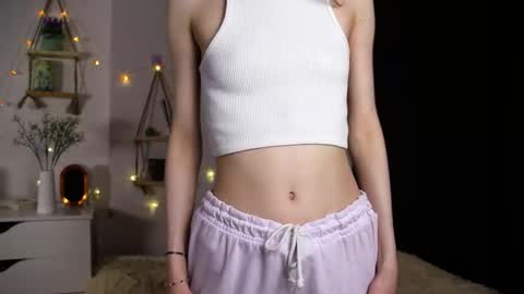 emmie_everly online show from 10/05/25, 07:34