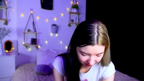 emmie_everly online show from 10/16/25, 07:26