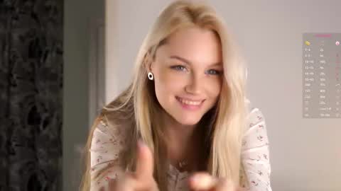 Aurora online show from 10/07/25, 06:43