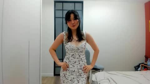 Emilia online show from 06/01/26, 01:02