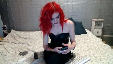 Emmily000 online show from 05/03/26, 10:16