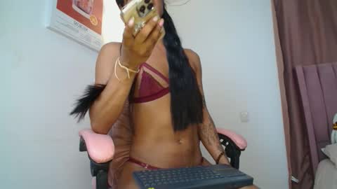 Snapshot of emmily_forever chatting on 03/06/26, 08:27 emmily online show from 03/06/26, 08:27