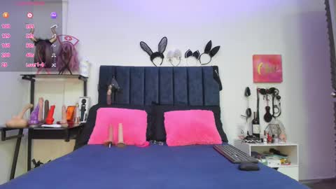          online show from 02/25/25, 12:45