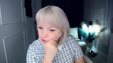 emmmam online show from 11/06/25, 10:27