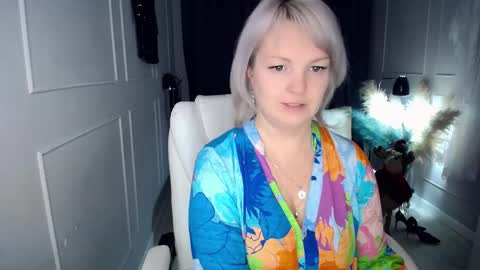 emmmam online show from 01/15/26, 11:59