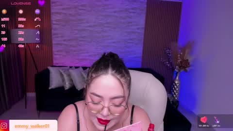 Emmy Walker online show from 12/15/25, 11:03