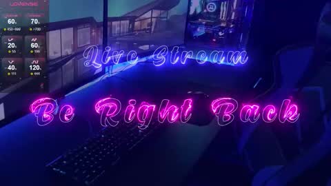 Snapshot of emmybell_ chatting on 02/14/26, 03:42 Emmy online show from 02/14/26, 03:42