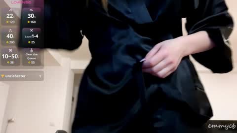 Em online show from 01/04/25, 01:10