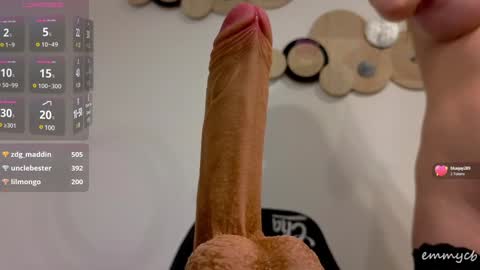 Em online show from 01/19/25, 01:00