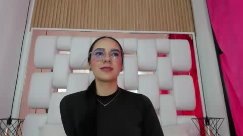 emmy online show from 10/04/25, 07:12