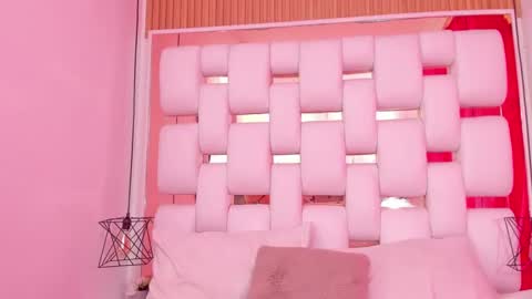 emmy online show from 11/19/25, 07:03