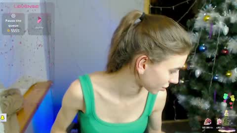 Snapshot of emmygreans chatting on 12/19/24, 01:18 Emmy online show from 12/19/24, 01:18