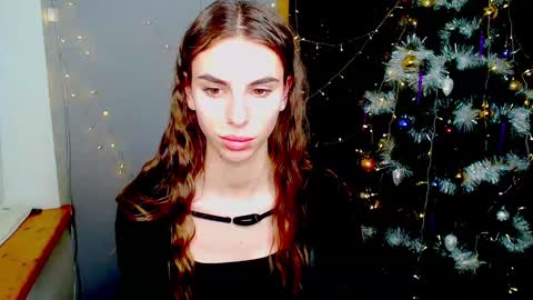 Snapshot of emmygreans chatting on 12/30/24, 12:31 Emmy online show from 12/30/24, 12:31