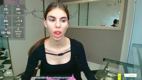 Snapshot of emmygreans chatting on 01/07/25, 06:48 Emmy online show from 01/07/25, 06:48