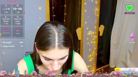 Snapshot of emmygreans chatting on 01/27/25, 04:11 Emmy online show from 01/27/25, 04:11