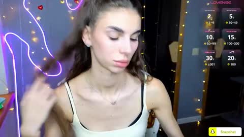 Snapshot of emmygreans chatting on 09/30/25, 12:10 Emmy online show from 09/30/25, 12:10