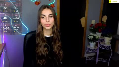 Snapshot of emmygreans chatting on 11/18/25, 12:31 Emmy online show from 11/18/25, 12:31