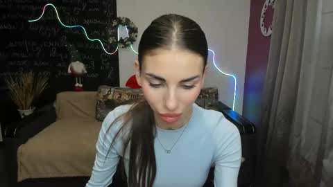 Snapshot of emmygreans chatting on 12/18/25, 06:41 Emmy online show from 12/18/25, 06:41