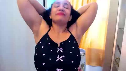 Snapshot of emperatriztapia chatting on 05/07/26, 02:44 emperatriztapia online show from 05/07/26, 02:44