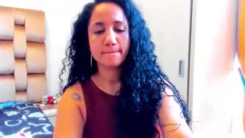 Snapshot of emperatriztapia chatting on 06/02/26, 07:16 emperatriztapia online show from 06/02/26, 07:16