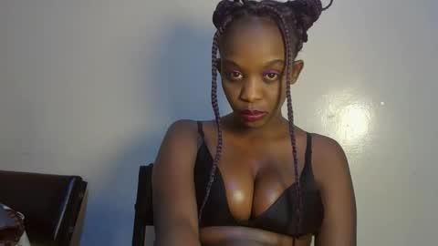 empress_emma online show from 04/16/26, 09:39