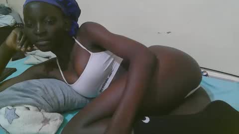 empress_ivy1 online show from 05/12/26, 06:27