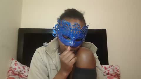 Snapshot of empressvee24 chatting on 11/14/25, 09:46 vee online show from 11/14/25, 09:46