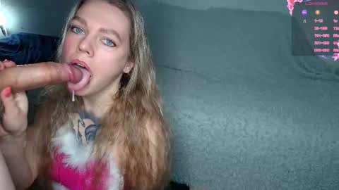 Snapshot of emptyhunters chatting on 01/06/26, 05:55 emptyhunters online show from 01/06/26, 05:55