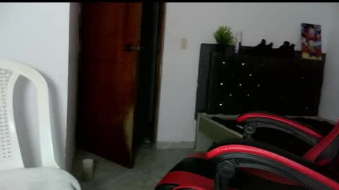 Snapshot of emr_master chatting on 09/27/25, 08:30 Emr online show from 09/27/25, 08:30