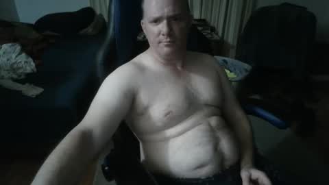 Snapshot of emsguy1 chatting on 03/25/26, 04:29 Matt online show from 03/25/26, 04:29