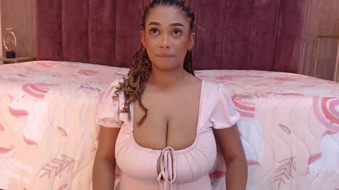 Emy online show from 03/02/25, 07:45