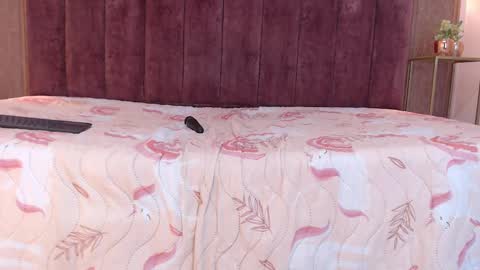 Emy online show from 03/04/25, 11:32