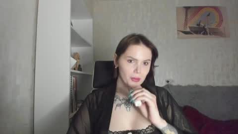 emydeliro online show from 04/08/26, 05:24