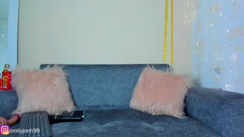 EMYLY  online show from 01/17/25, 01:36