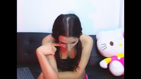 Snapshot of emysofia chatting on 03/06/26, 06:10 SOFI online show from 03/06/26, 06:10