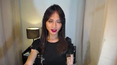 enchantriss69 online show from 01/02/25, 12:03