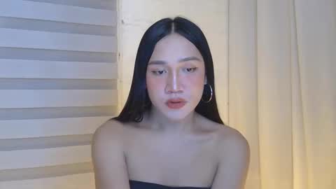 sahara love online show from 12/16/25, 12:43