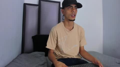 endrick_23 online show from 05/03/26, 03:12