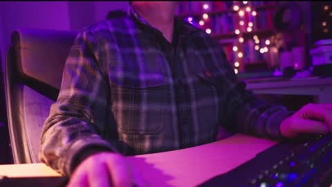 uk online show from 01/26/25, 02:14