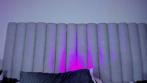 Snapshot of engelstone_ chatting on 02/01/25, 01:44 E N G E L online show from 02/01/25, 01:44