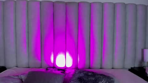 Snapshot of engelstone_ chatting on 03/11/25, 07:36 E N G E L online show from 03/11/25, 07:36