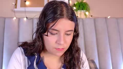 Snapshot of engelstone_ chatting on 09/18/25, 07:38 E N G E L online show from 09/18/25, 07:38