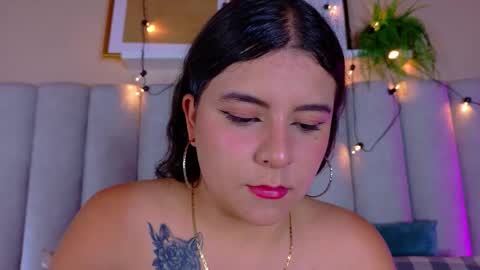 Snapshot of engelstone_ chatting on 10/09/25, 07:34 E N G E L online show from 10/09/25, 07:34