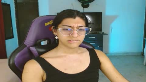 Snapshot of engiel_phoenix chatting on 01/16/26, 03:10 Engiel phoenix instagram engiel 13 online show from 01/16/26, 03:10