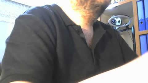 Snapshot of engin_83 chatting on 06/21/26, 10:23 engin_83 online show from 06/21/26, 10:23