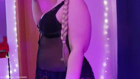 Engl Ailu online show from 02/03/26, 09:09