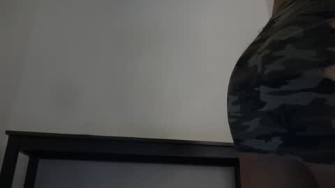 Snapshot of english_rose__ chatting on 02/23/26, 09:39 Rosie online show from 02/23/26, 09:39