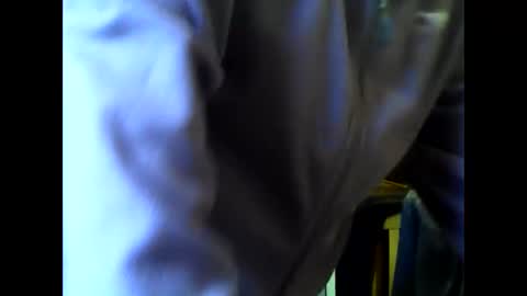 Snapshot of englishguysurrey chatting on 12/05/24, 09:06 englishguysurrey online show from 12/05/24, 09:06