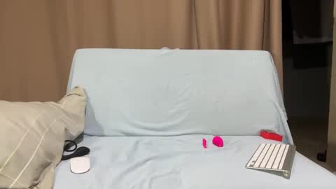 Snapshot of enjoythetrip chatting on 02/08/25, 03:30 Luke online show from 02/08/25, 03:30