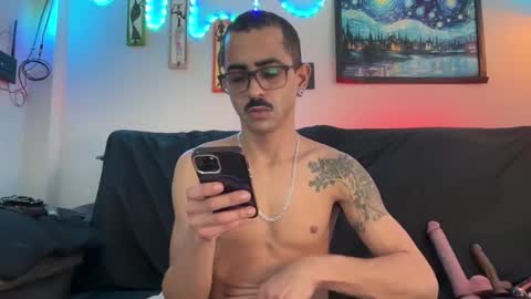 Snapshot of enjoythetrip chatting on 09/11/25, 10:04 Luke online show from 09/11/25, 10:04